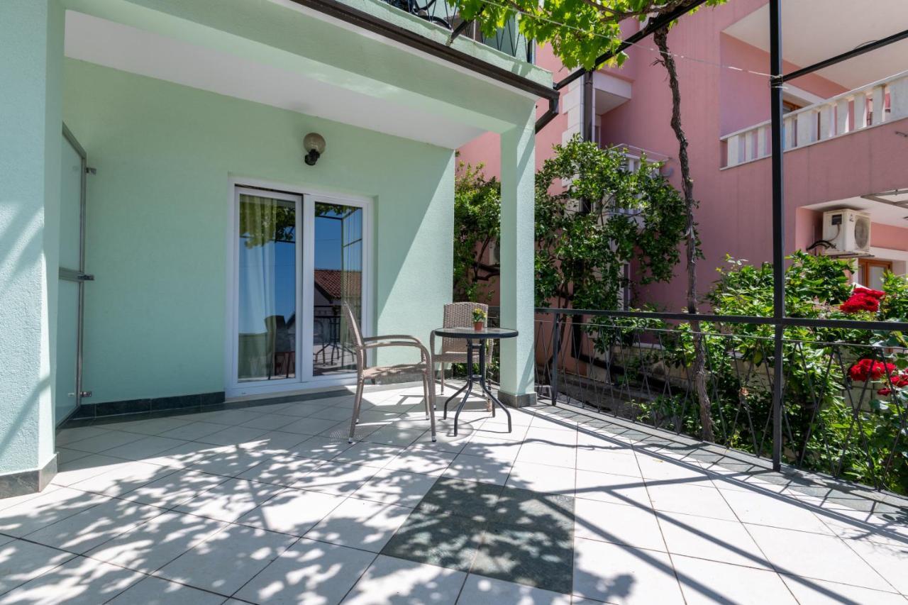 Apartments & Rooms Leon Неум Екстериор снимка